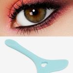 Silicone Eyeliner Aid, Makeup Eyeliner Eyelash Tool (Pack of 1)Light Blue