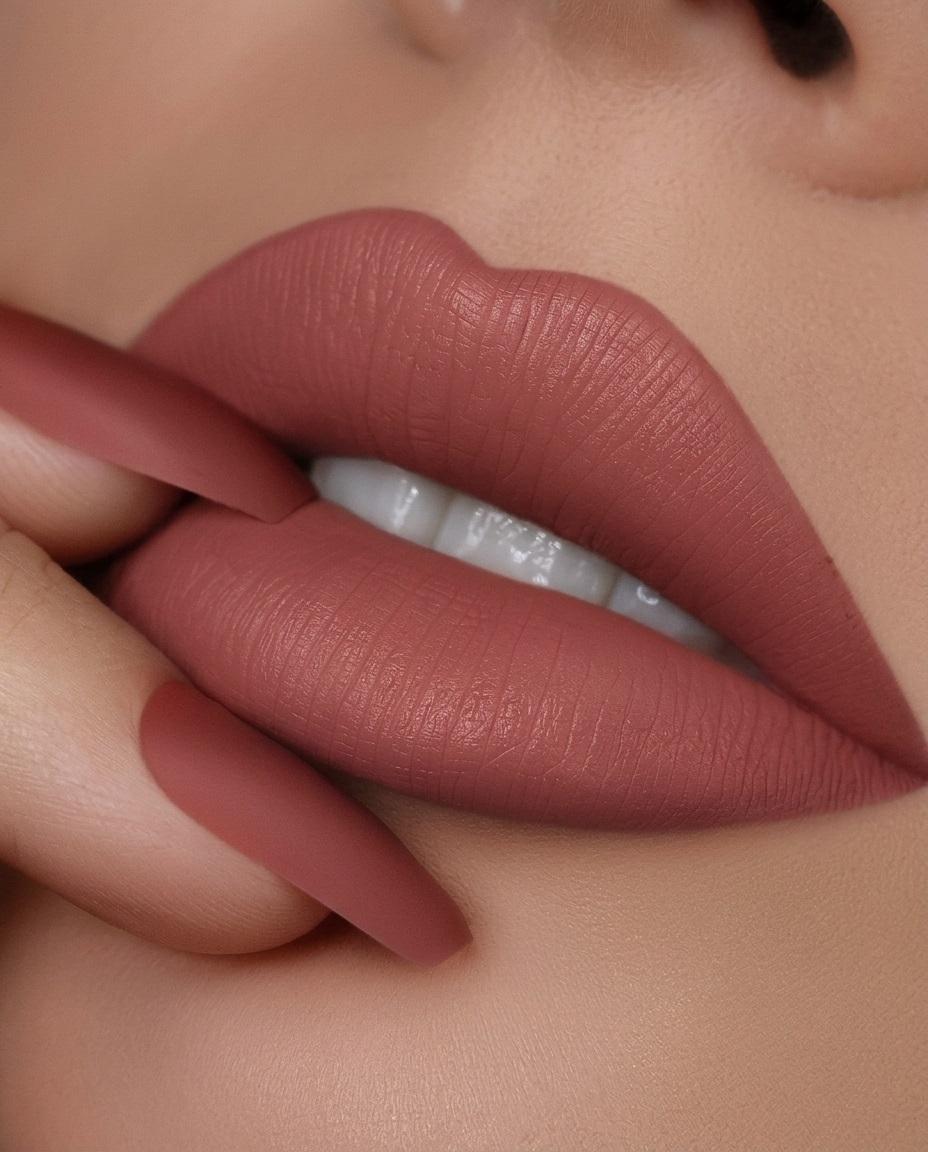 lip-004-1.jpg