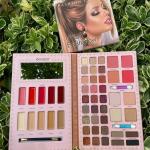 ALL IN 1 MAKEUP BOOK (PACK OF 1)