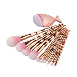 Diamond cut Handle Makeup Brush Set With Big Fish Tail For Foundation 1 Pcs