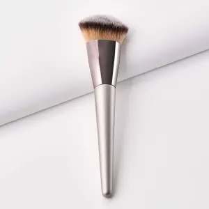 Powder Precision Blush Makeup Brush (Pack of 1)