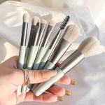 8 PCS Makeup All In One Brush