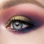 Professional 18 Color Eyeshadow Plate Pack Of ) Multicolor.